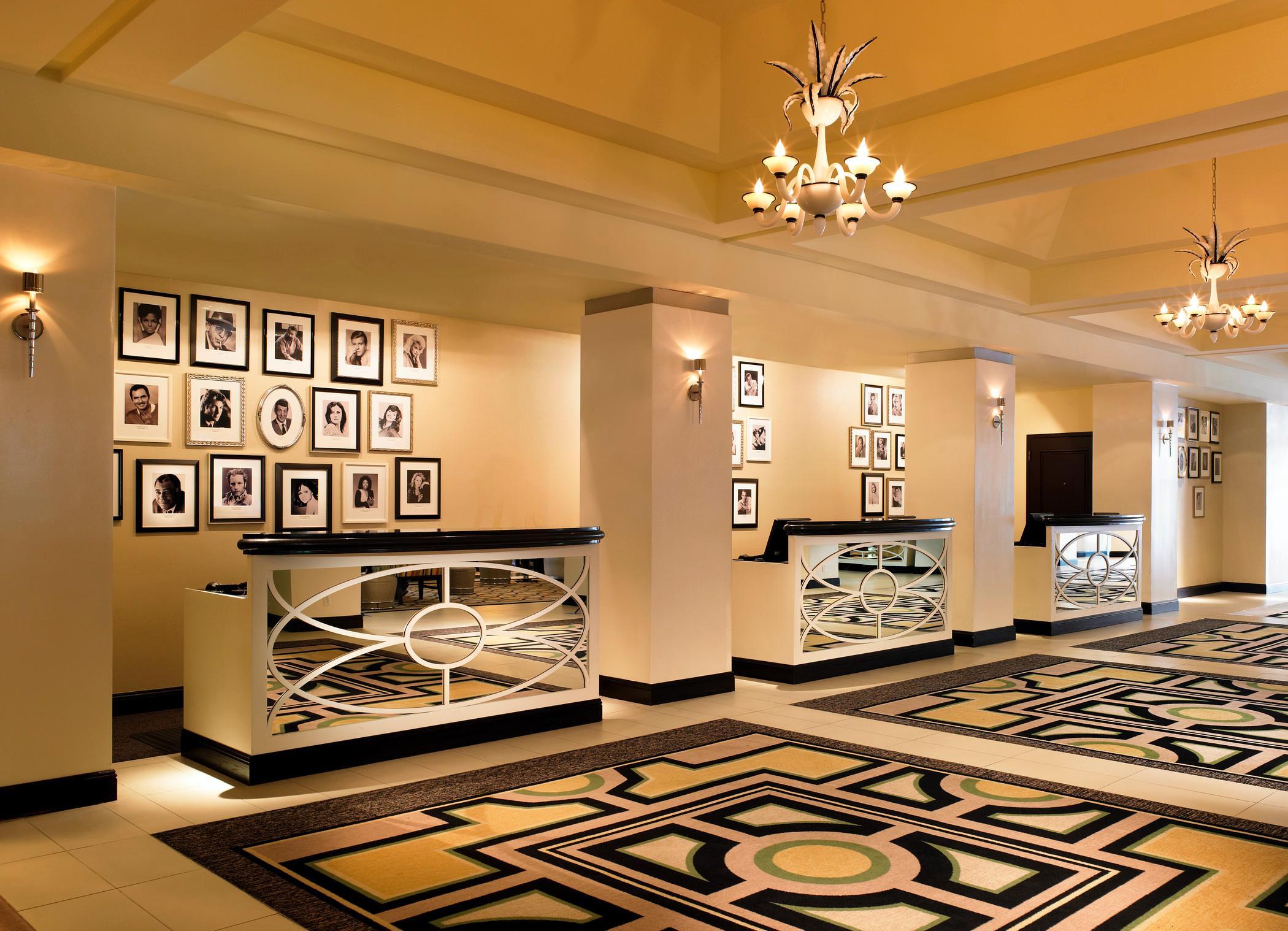 Sheraton Universal Hotel 4*