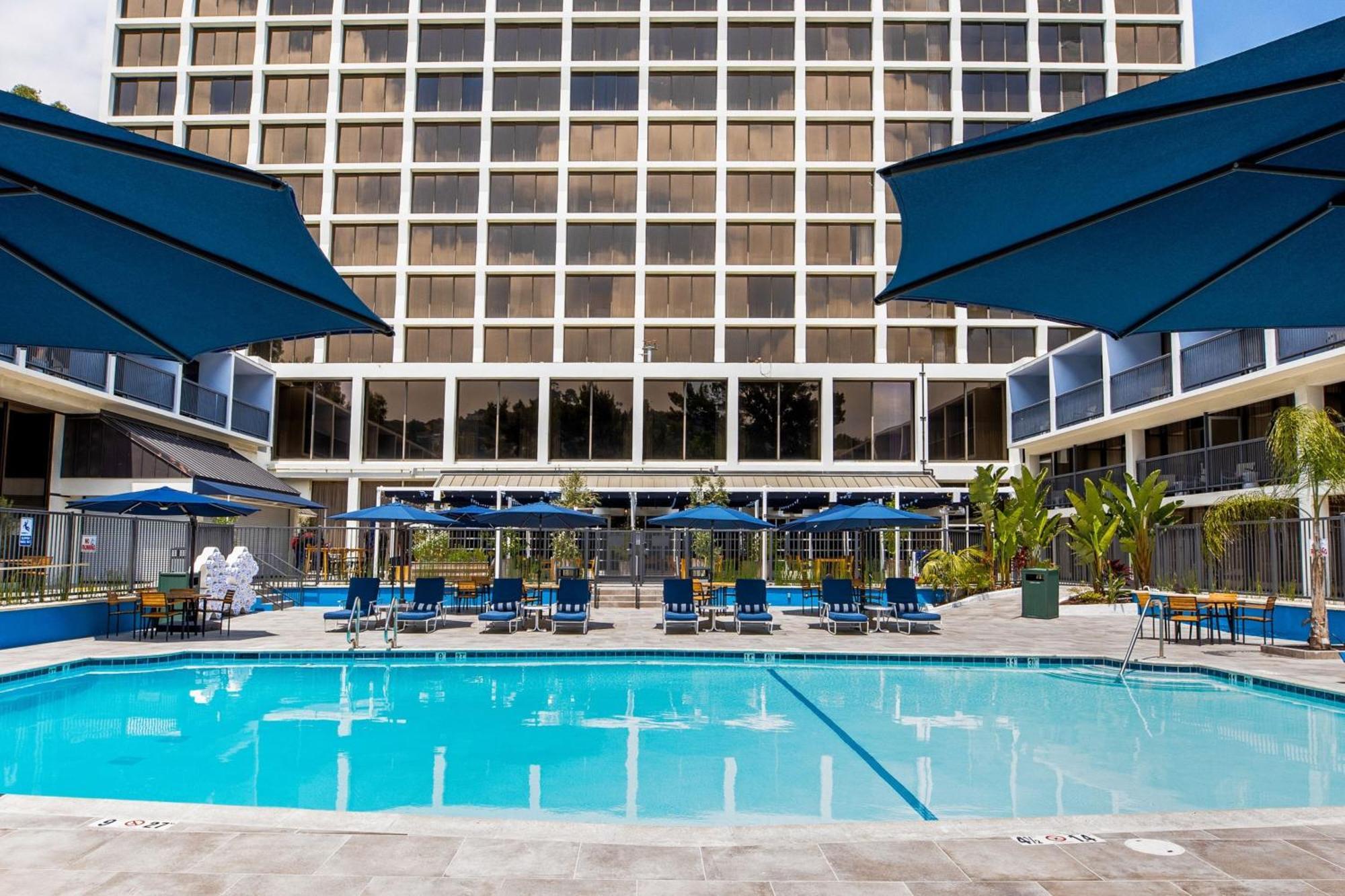 Hotel Sheraton Universal 4*