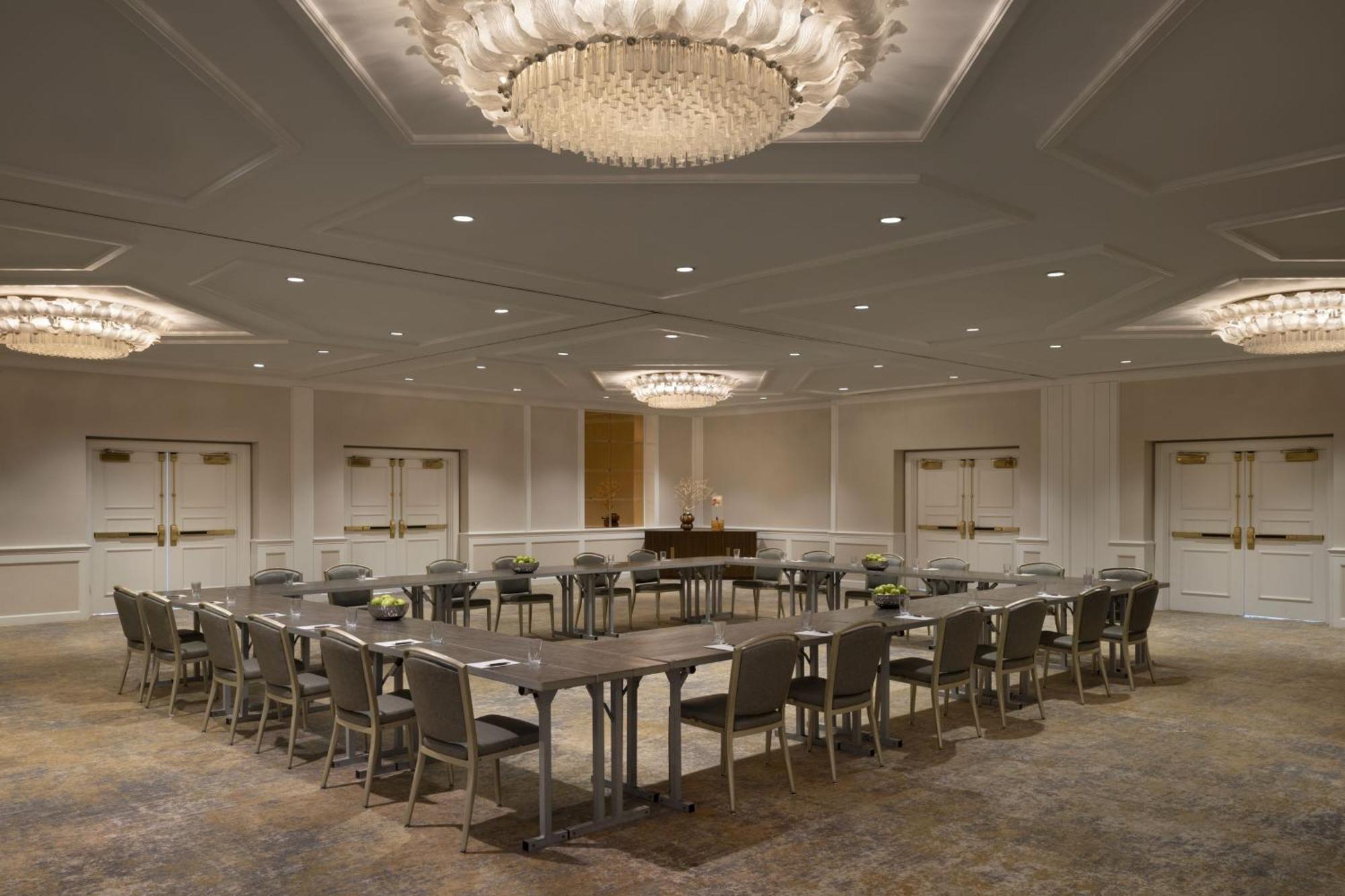 Sheraton Universal 4* Los Ángeles